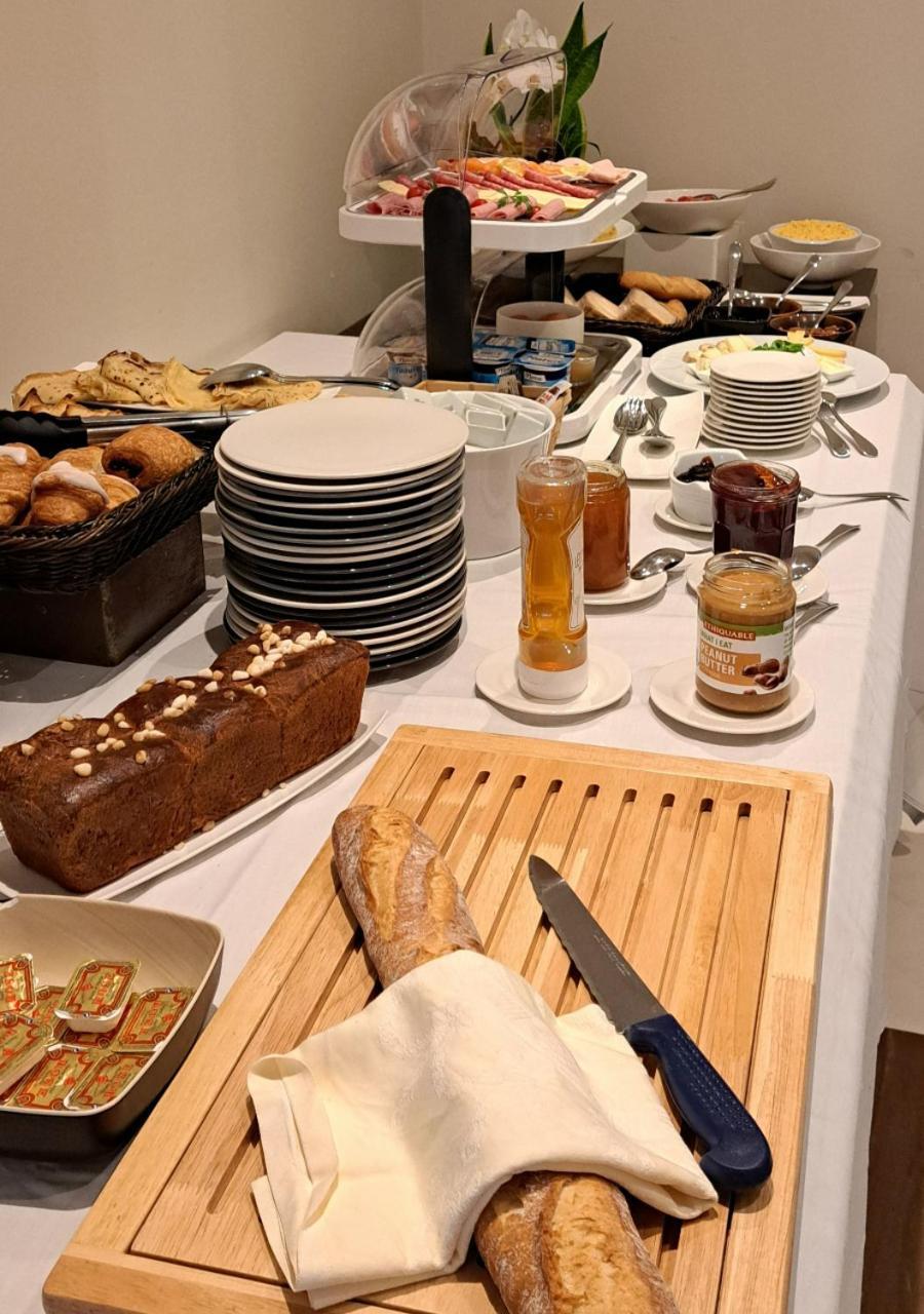 Hotel De La Poste Esch-sur-Alzette Ngoại thất bức ảnh
